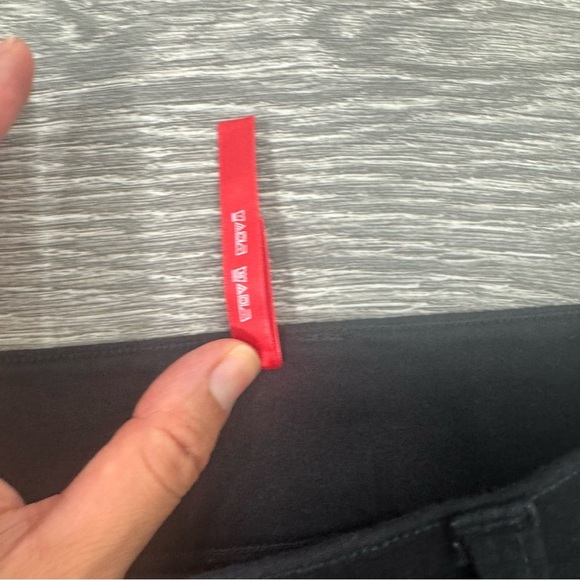 SPANXshape™ EveryWear Black Flare Jeans Size Small - Picture 7 of 15